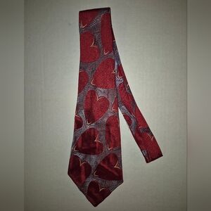 Vintage Towncraft Red and Black Heart Pattern Tie